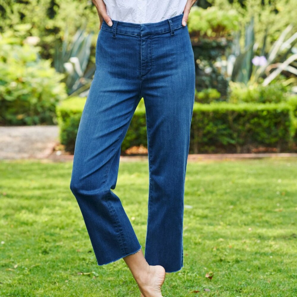 Frank & Eileen Kinsale Italian Denim Jeans | Size 4 | Cropped Fray Hem